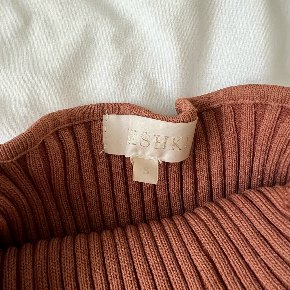 Meshki Kyra ribbed dress - Picture 3 of 3
